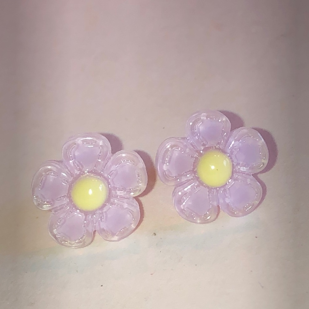 Purple Daisy Flower Stud Earrings with Yellow Center - Picture 2 of 4